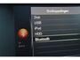 Volvo V40 T3 153PK AUT6 Polar+ Sport | Harman/Kardon Premium Audio | Panoramadak | Stoelverwarming | Parkeercamera | Keyless Entry | 17'' Velgen | Volvo on Call | Navigatie | Getint Glas | DAB+ Radio | Bluetooth Telefonie & Multimedia |