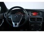 Volvo V40 T3 153PK AUT6 Polar+ Sport | Harman/Kardon Premium Audio | Panoramadak | Stoelverwarming | Parkeercamera | Keyless Entry | 17'' Velgen | Volvo on Call | Navigatie | Getint Glas | DAB+ Radio | Bluetooth Telefonie & Multimedia |