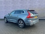 Volvo XC60 T5 R-Design | Navigatie | Stoelverwarming Voor + Achter | Adaptieve Cruise Control | Trekhaak | Elek. Achterklep | Keyless | Getint Glas | Lederen Bekleding | Stuurverwarming | Zitverlenging | Memory | Camera | Apple Carplay | Volvo On Call | LED | Dodehoekdetectie