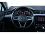 Volkswagen Passat Variant 1.5 TSI 150pk DSG Comfort Business | Trekhaak | Panoramadak | Achteruitrijcamera | Stoelverwarming |