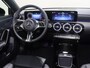 Mercedes-Benz A-klasse 180 Star Edition Luxury Line | Trekhaak | Dodehoekassistent | 18" lichtmetalen velgen