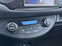 Toyota Yaris 1.5 Hybrid Trend Bi-Tone Navigatie 4 seizoenbanden