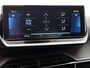 Peugeot e-208 EV Allure Pack 50 kWh 136pk | Accu SOH 93% | Navigatie | Achteruitrijcamera | 3D Cockpit | Climate Control | Cruise Control | Parkeersensoren | Stof/kunstleder | Keyless start | Apple Carplay / Android Auto | DAB+ radio | Led koplampen | Donker getint glas | 16" lichtmetalen velgen |