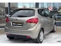 Kia Venga 1.4 CVVT ExecutiveLine | Navigatie | Camera | Climate control | Cruise control