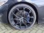BMW 3-Serie Touring 330i High Executive M-Sport | Panoramadak | Camera | 20 Inch Lichtmetalen Velgen | Head-Up Display |