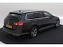 Volkswagen Passat Variant 1.5 TSI 150PK Elegance Business R-Line / R-Line Exterieur / Panoramadak / LED / Achteruitrijcamera / Elektrische Achterklep /
