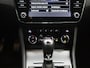 Skoda Superb Combi 1.5 TSI ACT Business Edition | ACC | Carplay | Trekhaak | Climate control Facelift model |