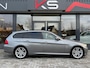 BMW 3-Serie Touring 330xi High Executive Xenon Leder Carplay