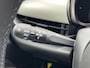 Fiat 600 54kWh 156pk Aut La Prima | Adaptive Cruise Control | Stoelverwarming | Camera | Sensoren Voor + Achter | CarPlay | Voorconditionering |