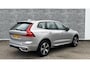 Volvo XC60 T6 Plug-in hybrid AWD Plus Dark | Trekhaak | Stoel- en Stuurwielverwarming | Adaptieve Cruise Control | 360 Camera | Google | Climate Control | Carplay | Panoramadak | Elektr. Verstelbare Bestuurdersstoel incl. Memory | Keyless |