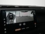 Land Rover Defender 2.0 P300e 110 X-Dynamic SE | Cold Climate Pack | Elek. Trekhaak | Extended Black Exterior Pack | Comfort and Convenience Pack | Glazen schuif-/kanteldak | 22" | Treeplanken | Spatlappen |