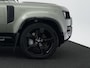 Land Rover Defender 2.0 P300e 110 X-Dynamic SE | Cold Climate Pack | Elek. Trekhaak | Extended Black Exterior Pack | Comfort and Convenience Pack | Glazen schuif-/kanteldak | 22" | Treeplanken | Spatlappen |