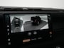 Land Rover Defender 2.0 P300e 110 X-Dynamic SE | Cold Climate Pack | Elek. Trekhaak | Extended Black Exterior Pack | Comfort and Convenience Pack | Glazen schuif-/kanteldak | 22" | Treeplanken | Spatlappen |