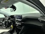 Peugeot 208 Allure Hybrid 110pk Automaat | Navigatie | Camera v+a | Climate Control | Adaptieve Cruise Control | Parkeersensoren v+a | Dodehoeksensor | Armsteun | Digitaal instrumentenpaneel | Draadloze Apple Carplay / Android Auto | DAB+ radio | Led koplampen | Donker getint glas | 16" lichtmetalen velgen |