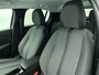 Peugeot 208 Allure Hybrid 110pk Automaat | Navigatie | Camera v+a | Climate Control | Adaptieve Cruise Control | Parkeersensoren v+a | Dodehoeksensor | Armsteun | Digitaal instrumentenpaneel | Draadloze Apple Carplay / Android Auto | DAB+ radio | Led koplampen | Donker getint glas | 16" lichtmetalen velgen |