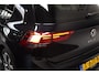 Volkswagen Golf 1.5 eTSI R-Line 150pk | Winter Pakket | Camera | LED | 18"