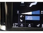 Volvo V60 2.0 D4 Momentum Pro Aut. [ Navi Camera Full LED ]