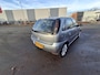 Opel Corsa 1.2-16V Silverline LEUKE AUTO RIJDT EN SCHAKELT GOED