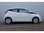 Toyota Aygo 1.0 VVT-i x-play | Achteruitrijcamera | Apple Carplay | Android Auto | Airco | Elektrisch bedienbare ramen | Centrale deurvergrendeling | Parkeersensoren | LED dagrijverlichting