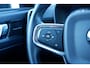 Volvo XC40 T3 Inscription | Trekhaak | Premium audio by Harman Kardon | Getint glas | Verwarmbare voorstoelen | Achteruitrijcamera | Elektrische achterklep | Parkeersensor voor