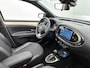 Toyota Aygo X 1.0 VVT-i S-CVT Premium | Open dak | Stoelverwarming |