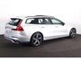 Volvo V60 T4 R-Design - Panorama/schuifdak - IntelliSafe Assist & Surround - Parkeercamera achter - Verwarmde voorstoelen, stuur & achterbank - Parkeersensoren voor & achter - Elektr. bedienb. bestuurdersstoel met geheugen - Standkachel - Elektr. inklapbare trekhaak - 19' LMV