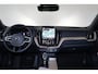 Volvo XC60 T6 Recharge AWD Plus Dark - Panorama/schuifdak - IntelliSafe Assist & Surround - Harman/Kardon audio - Parkeercamera achter - Verwarmde voorstoelen, stuur & achterbank - Parkeersensoren voor & achter - Elektr. bedienb. voorstoelen met geheugen - Draadloze tel. lader - Extra getint glas - 19' LMV