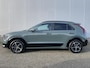 Kia Niro Hybrid 1.6 GDi DynamicPlusLine / Lederen interieur / Schuif-kanteldak / Climate control / Adaptief cruisecontrol / Stoel + stuurwiel verwarming / Keyless entry / LMV / Parkeersensoren.