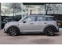 MINI Countryman Mini (f60) 1.5 Cooper S E ALL4 220pk | Camera | Pano | Navigatie | Virtual | Union Jack | Stoelverwarming