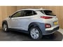 Hyundai Kona Electric EV Fashion 64 kWh|100% SOH|FACELIFT|3-FASE|1/2 LEDER|ACC|NAVI|CAMERA|CARPLAY|STOELVERW|NAVI|ORG.NL|NAP|1e EIG.|IN.BTW