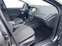 Ford Focus 1.0 Titanium Trekhaak | Lm Velgen | Navigatie | Parkeer sensoren |