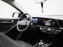 Kia Niro EV Light Advanced 64.8 kWh | SOH 100% | Parkeersensoren | Parkeercamera | Stoel en stuur verwarming | Apple Car Play/Android auto |