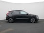 Kia Niro EV Light Advanced 64.8 kWh | SOH 100% | Parkeersensoren | Parkeercamera | Stoel en stuur verwarming | Apple Car Play/Android auto |