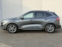 Ford Kuga 2.5 PHEV ST-Line X / B&O / Panoramadak / Afn. Trekhaak 1500 Kg / Dealer Onderhouden / HUD / ACC / Navigatie / Winterpack / Stoel & Stuurwiel verwarming / Camera / Elektr. stoelen / Elektr. Achterklep / Apple Carplay & Android Auto / Sportonderstel / Dodehoek /