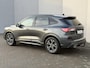 Ford Kuga 2.5 PHEV ST-Line X / B&O / Panoramadak / Afn. Trekhaak 1500 Kg / Dealer Onderhouden / HUD / ACC / Navigatie / Winterpack / Stoel & Stuurwiel verwarming / Camera / Elektr. stoelen / Elektr. Achterklep / Apple Carplay & Android Auto / Sportonderstel / Dodehoek /