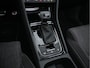 Skoda Karoq 1.5 TSI ACT Business Edition Plus (INCL-BTW) Aut. *PANO | FULL-LED | CANTON-AUDIO | COMFORTSEATS | DAB+ | CAMERA | NAVI-FULLMAP | KEYLESS | PRIVACY-GLASS | ECC | AMBIENTLIGHT | PDC | CRUISE | TOWBAR | 17''ALU*