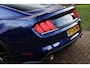 Ford Mustang USA 5.0 V8 HANDGESCHAKELD | NW Model | Uniek | Schoon Carfax | Xenon | Performance hood | Led. Dashboard | Historie |