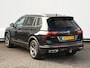 Volkswagen Tiguan Allspace 1.5 TSI R-Line Business+ 150pk DSG | Navigatie | Trekhaak | Elek. achterklep | LED Matrix | Winterpakket | Camera | App Connect |