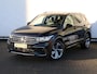 Volkswagen Tiguan Allspace 1.5 TSI R-Line Business+ 150pk DSG | Navigatie | Trekhaak | Elek. achterklep | LED Matrix | Winterpakket | Camera | App Connect |