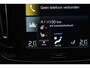 Volvo XC40 T4 Recharge Inscription Expression | Stoel/Stuurwiel verwarming | Donker Glas | PDC V/A | Parkeercamera | 18 inch |