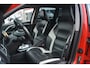 Volvo V70 2.5FT Momentum R-Design | Xenon | Leer | Clima | Cruise-control | PDC | Stoelverwarming | Trekhaak | Keurige en goed onderhouden V70 met de juiste opties!!
