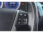 Volvo V70 2.5FT Momentum R-Design | Xenon | Leer | Clima | Cruise-control | PDC | Stoelverwarming | Trekhaak | Keurige en goed onderhouden V70 met de juiste opties!!