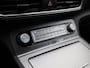 Hyundai Kona Electric EV Fashion 64 kWh | Apple Carplay/Android Auto | Cruise Control | Climate Control | Achteruitrijcamera | Head-Up Display | Stoelverwarming | Lichtmetalen Velgen |