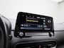 Hyundai Kona Electric EV Fashion 64 kWh | Apple Carplay/Android Auto | Cruise Control | Climate Control | Achteruitrijcamera | Head-Up Display | Stoelverwarming | Lichtmetalen Velgen |