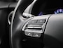 Hyundai Kona Electric EV Fashion 64 kWh | Apple Carplay/Android Auto | Cruise Control | Climate Control | Achteruitrijcamera | Head-Up Display | Stoelverwarming | Lichtmetalen Velgen |