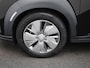 Hyundai Kona Electric EV Fashion 64 kWh | Apple Carplay/Android Auto | Cruise Control | Climate Control | Achteruitrijcamera | Head-Up Display | Stoelverwarming | Lichtmetalen Velgen |