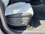 Hyundai Santa Fe 1.6 T-GDI PHEV Premium Plus Sky 7p. / Lederen interieur / Schuif-kanteldak / Trekhaak / Verwarmde stoelen + stuurwiel + gekoelde stoelen / Keyless entry / Navigatie / Camera / LMV.
