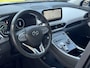 Hyundai Santa Fe 1.6 T-GDI PHEV Premium Plus Sky 7p. / Lederen interieur / Schuif-kanteldak / Trekhaak / Verwarmde stoelen + stuurwiel + gekoelde stoelen / Keyless entry / Navigatie / Camera / LMV.