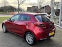 Mazda 2 1.5 Skyactiv-G Luxury NL-Auto, 1e Eig., Dealer Ondh., Automaat, Navigatie, Apple Carplay/ Android Auto, Head-up, Keyless, Stoel verw., Stuurverw., A-rij-Camera, Lichtmetaal