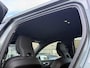 Volvo V60 B4 AUT7 197PK Essential Edition Bright **DIRECT LEVERBAAR** 20" Lichtmetalen velgen | Lederen bekleding | Climate Pack | Driver Assist Pack | Charcoal hemebekleding | Bright exterieuraccenten